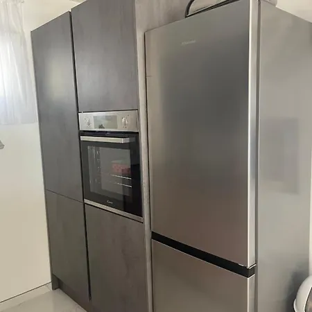 Bucanje, Hotel Nerezine