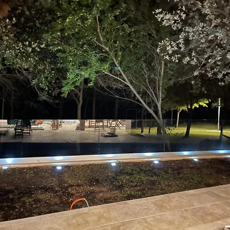 Bucanje, Nerezine