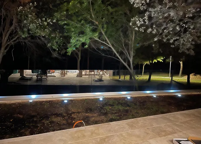 Bucanje, Nerezine